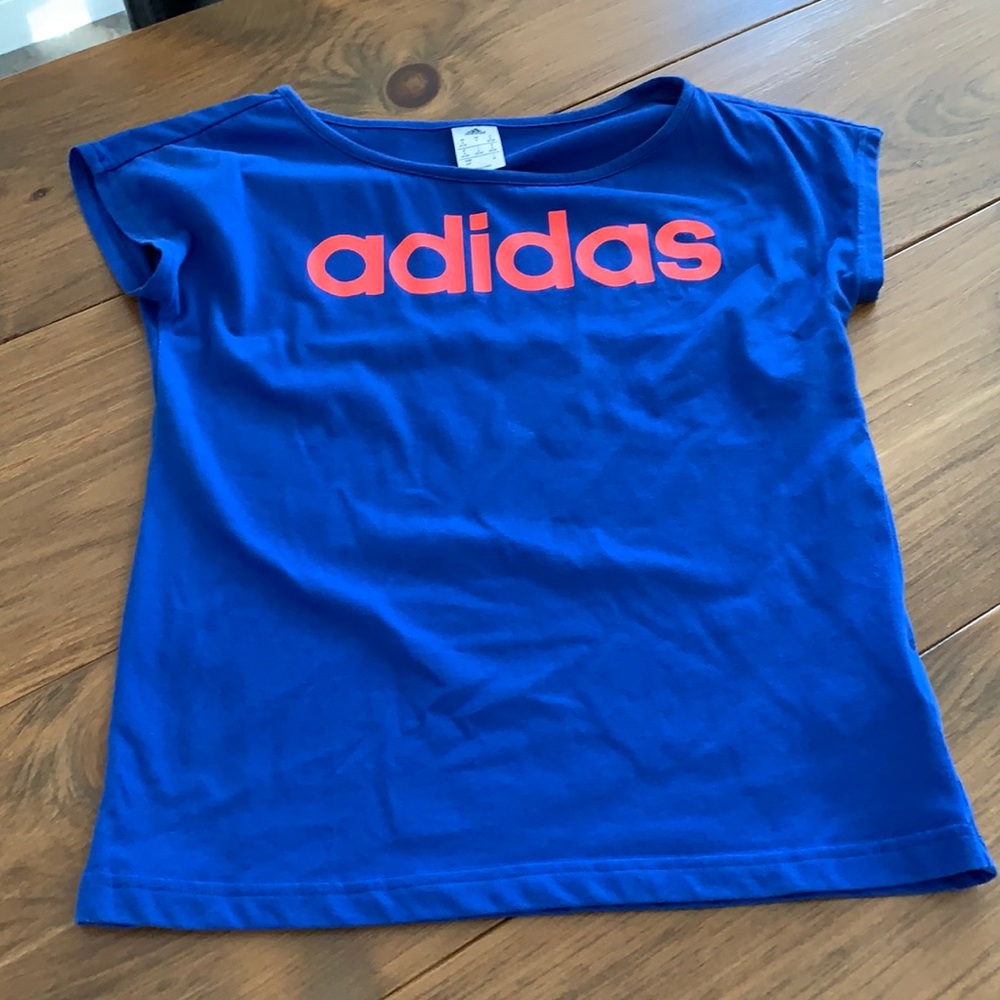 Adidas t-shirt